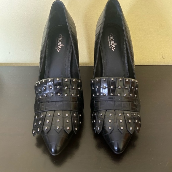 Like new Charles, by Charles David studded pumps - Picture 2 of 4